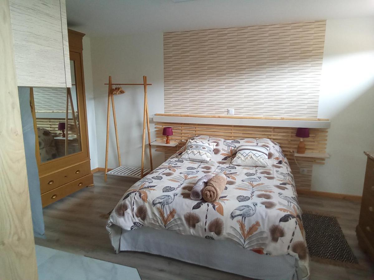 Logement De Charme Coinches Ngoại thất bức ảnh